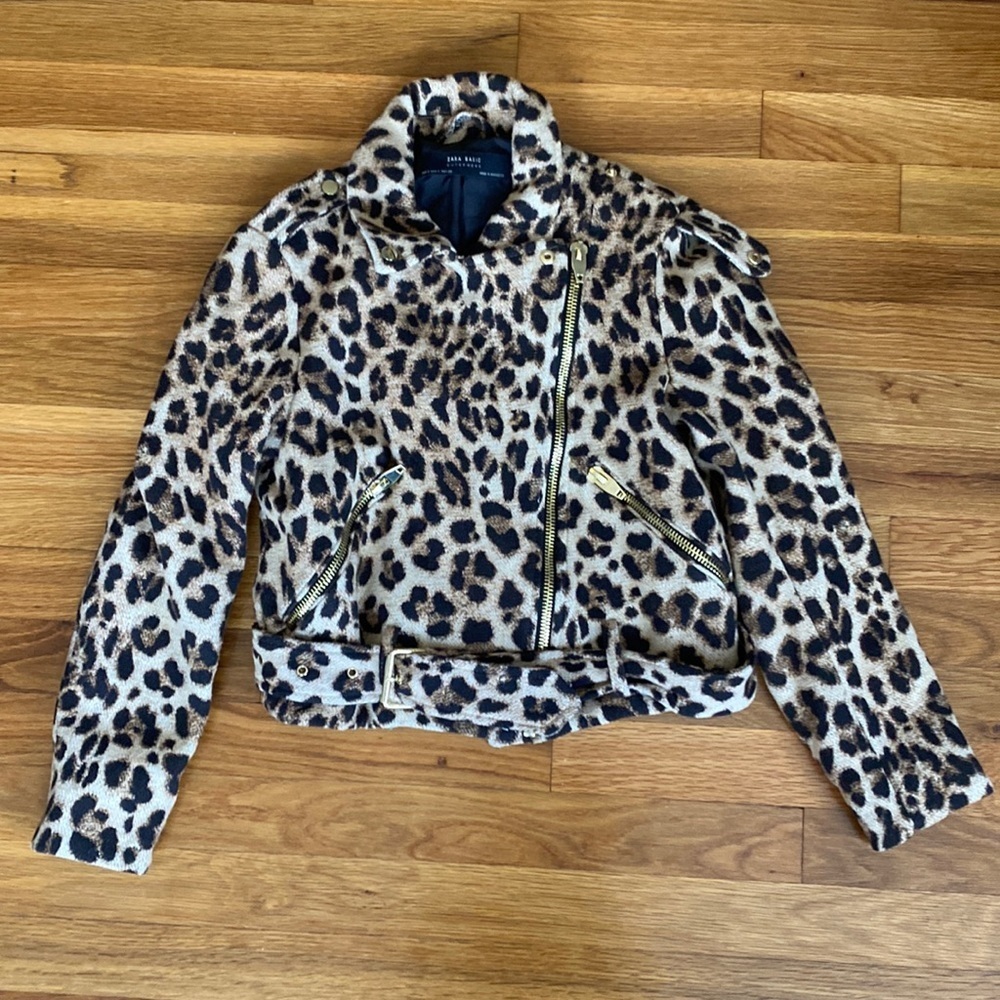 Zara Women’s Leopard Print Zip Up Jacket Size S